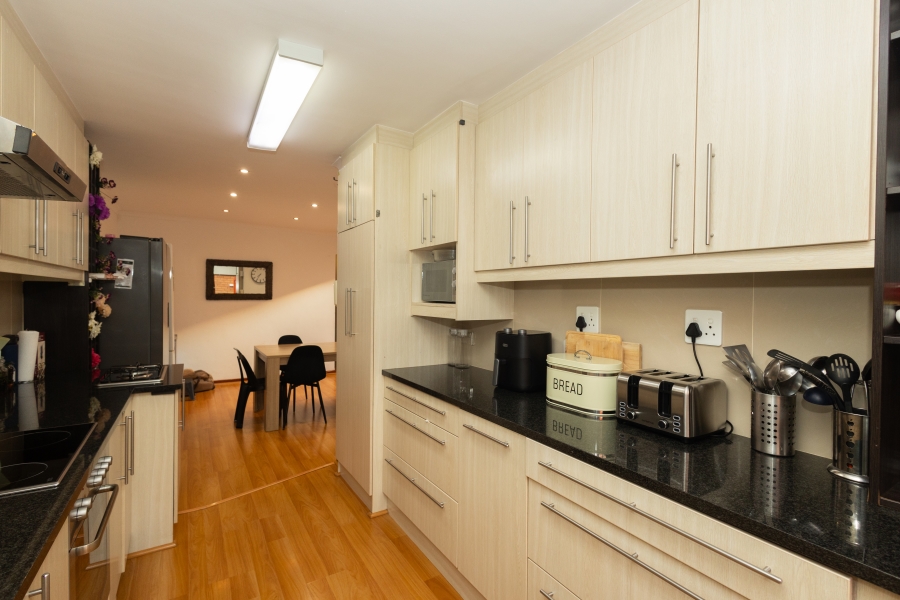 3 Bedroom Property for Sale in Table View Western Cape
